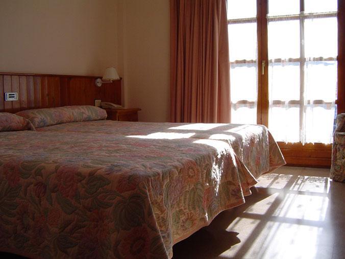 Hotel Anaya Пуенте-ла-Рейна-де-Хака Номер фото